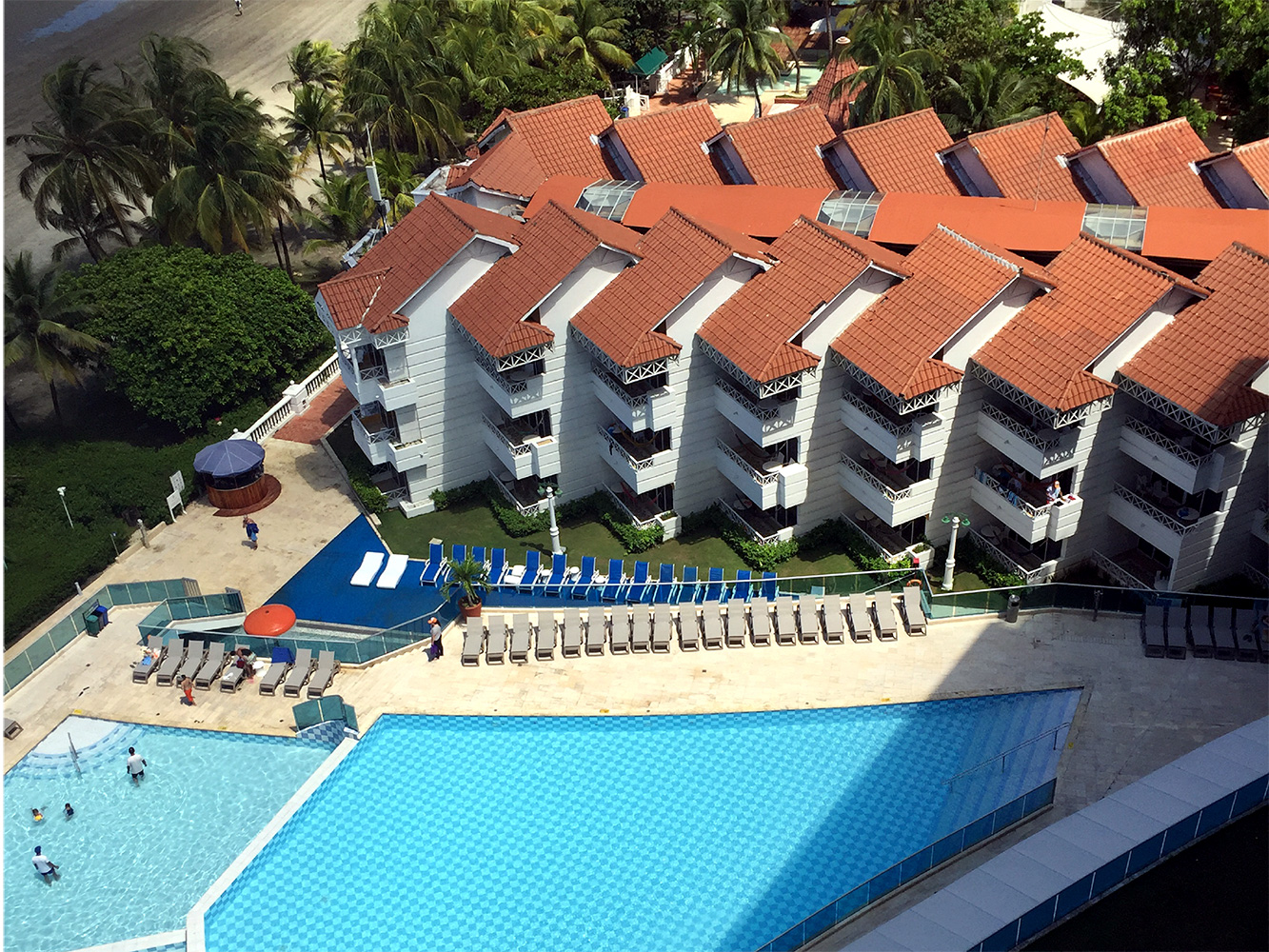 HOTEL LAS AMERICAS 13